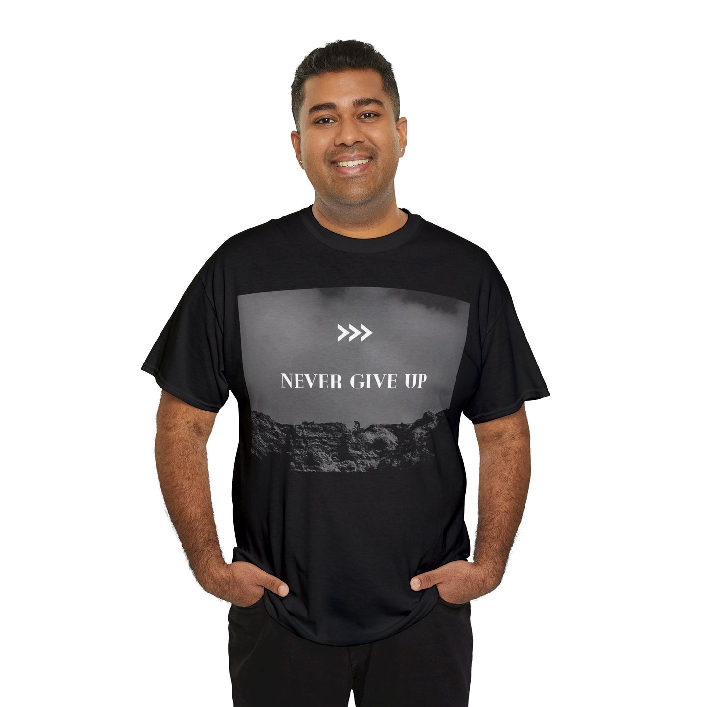 "NUNCA TE RINDAS" Camiseta unisex de algodón pesado