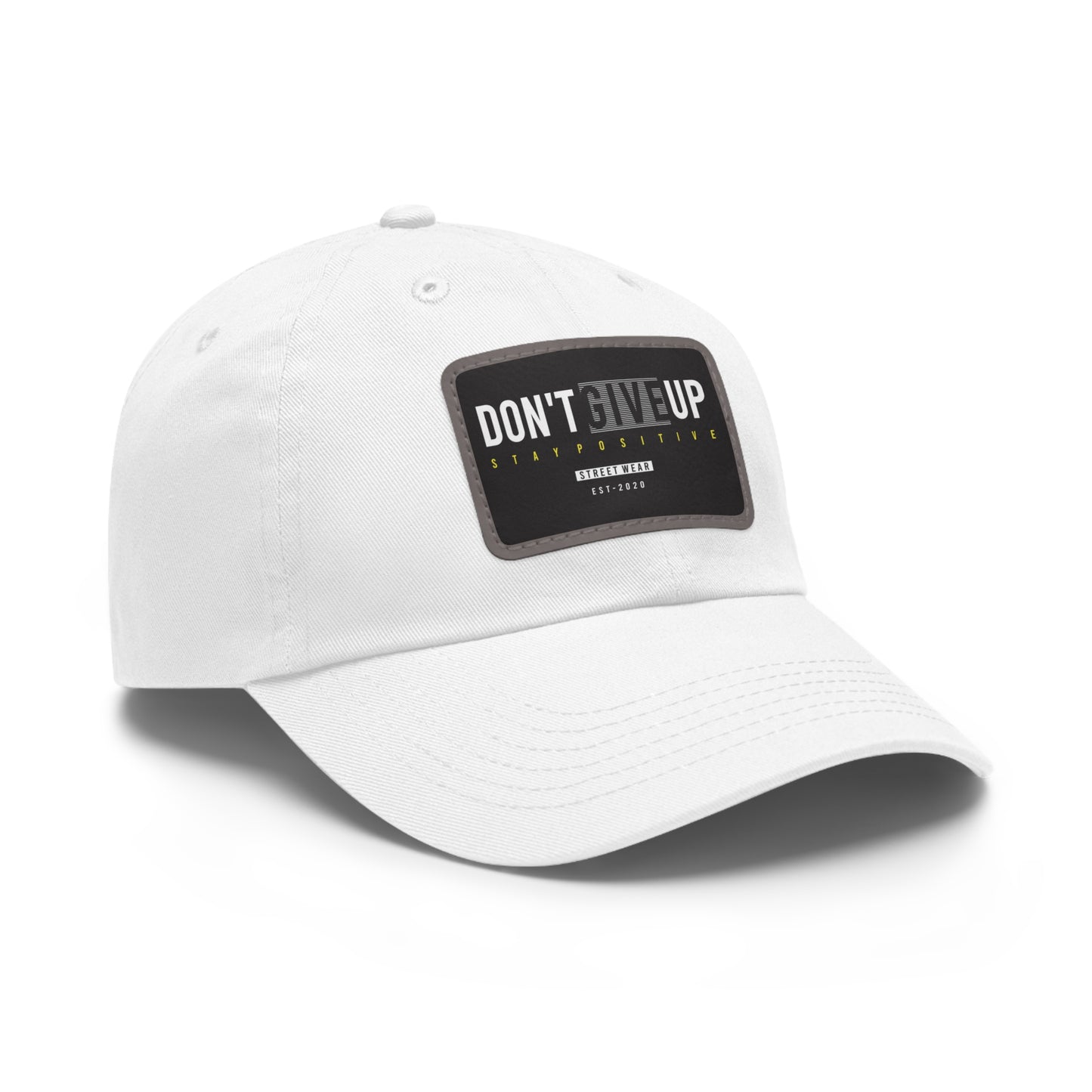 Gorro "DON"T GIVE UP" con parche de cuero